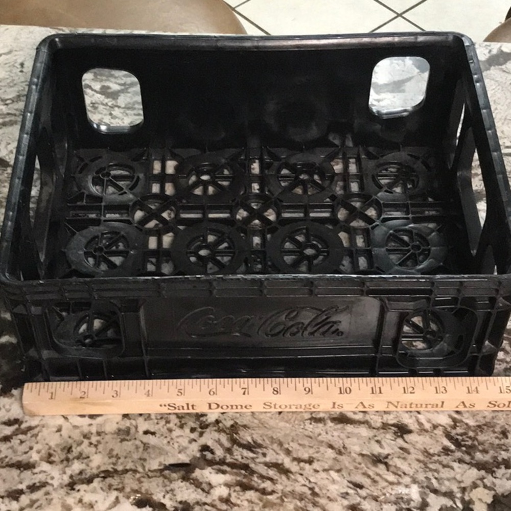 Vintage Coca Cola black plastic crate carrier - Picture 6 of 8